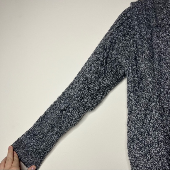 IRELANDSEYE Glenross 100% Merino Wool Cable Knit Fisherman Waterfall Cardigan - Picture 6 of 12